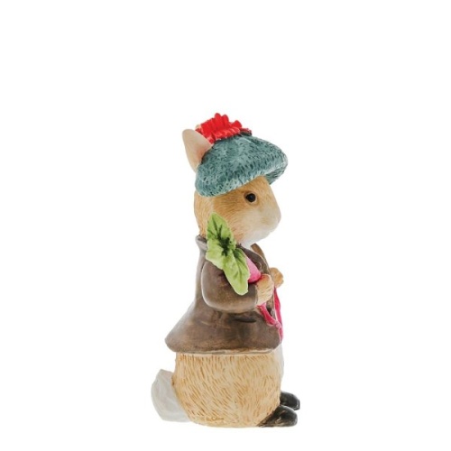 Beatrix Potter Benjamin Bunny Collecting Radishes Figurine